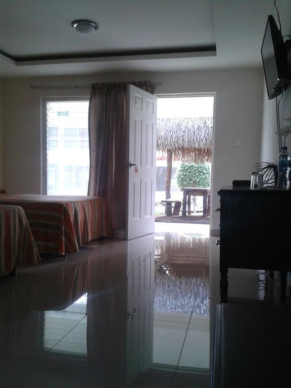 Hotel Playa Azul كاتيماكو الغرفة الصورة